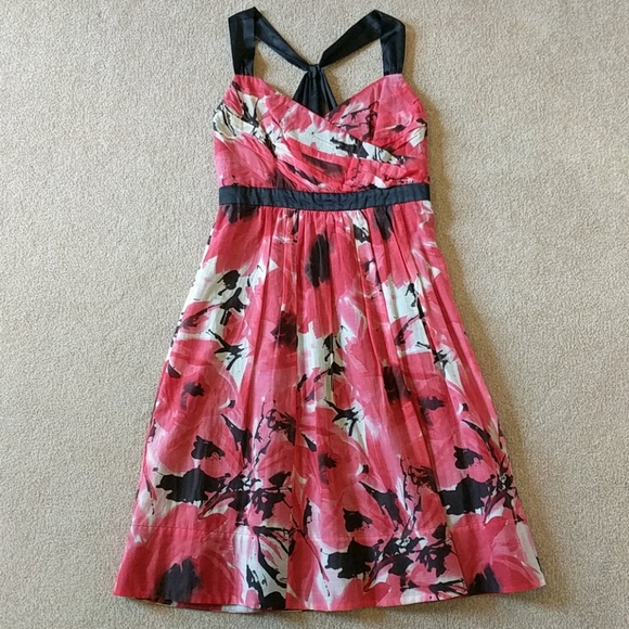 The Limited Dresses & Skirts - New The Limited red black side zip dress